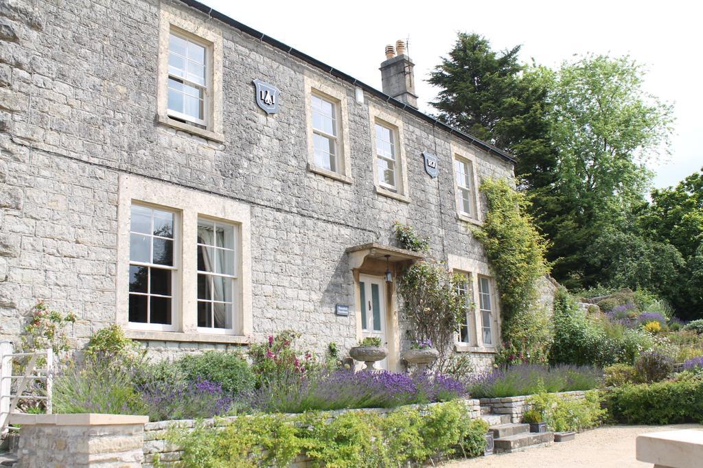Roundhill Farmhouse Kelston Exterior photo
